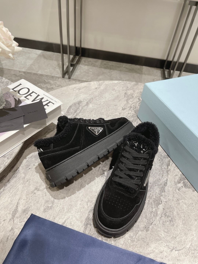 Pra*a sneakers